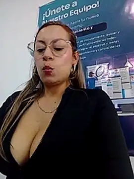 Katalina_S3xy's cam snapshot