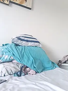 katysquirtdirty's cam snapshot