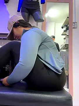 kim_monti live sex cam