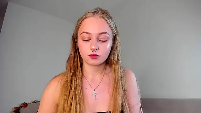 MiaMews's cam snapshot