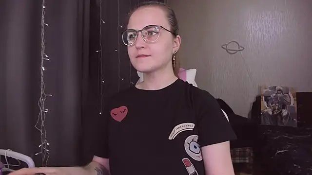 MissBrightShine's cam snapshot