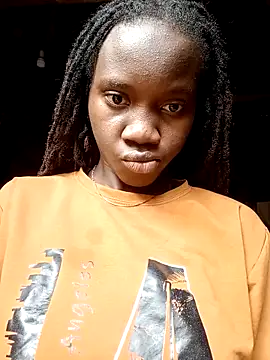 Black_juicy24 live sex cam