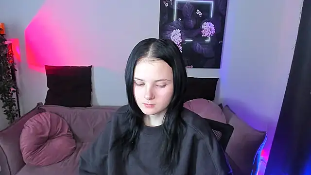 Leila_xxBaby's cam snapshot