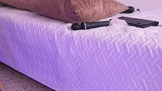 Kattie_sweet1's cam snapshot