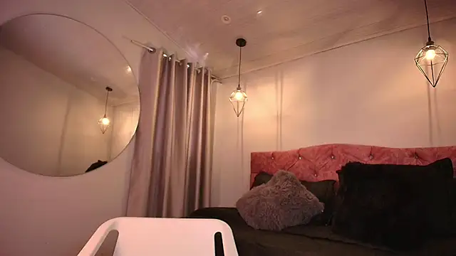 ivy_bonnie's cam snapshot