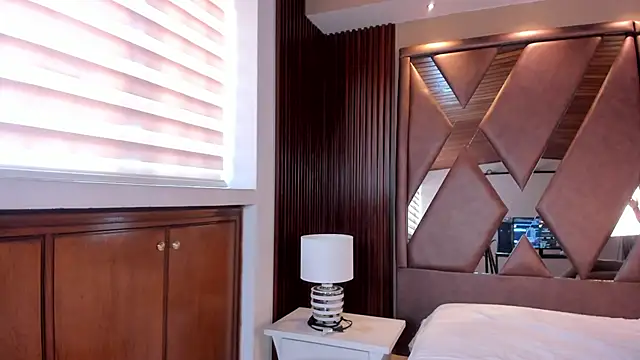 carina_rossi's cam snapshot