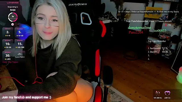 Lisaonthemoon's cam snapshot