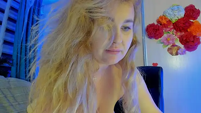 CoraSwon's cam snapshot