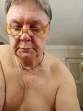 anderejj's cam snapshot