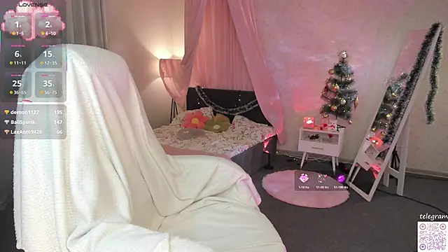 lilly_Cherry_'s cam snapshot