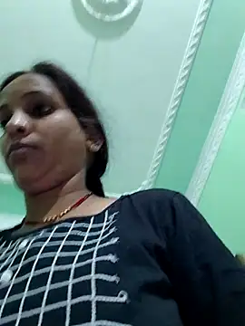 Hotty-Nidhi live sex cam