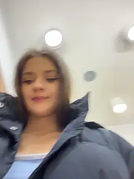 KittyQueeny's cam snapshot