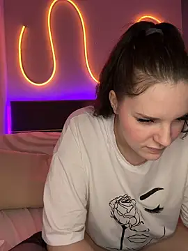 Mila-Jasmin's cam snapshot