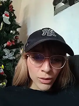 Dani-peggin's cam snapshot