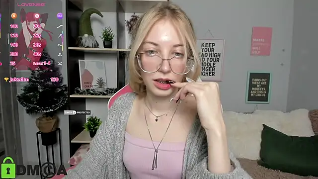 InfernoMia's cam snapshot