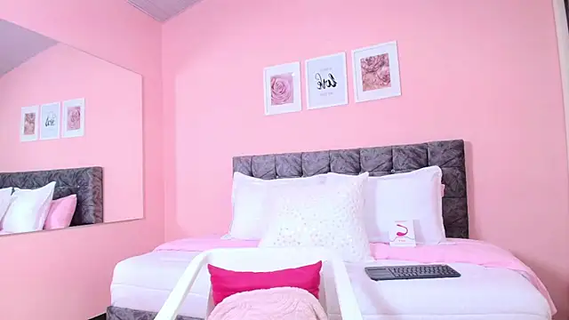 maddie_beauty's cam snapshot