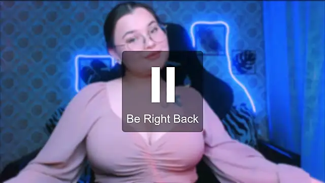 InLoveWithLife26's cam snapshot