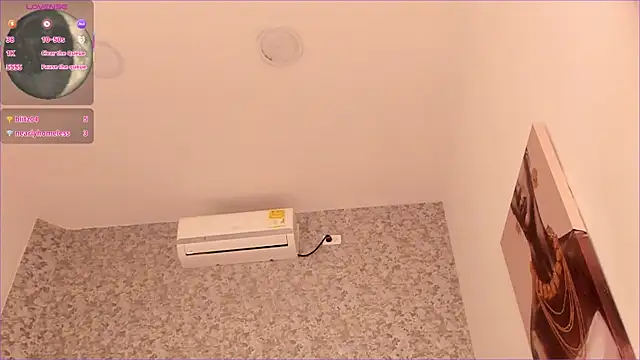 Hela_Strossner's cam snapshot