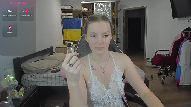 Mary_Blu's cam snapshot