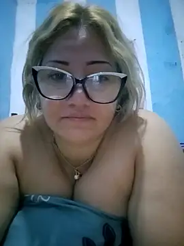 Carlotaazul's cam snapshot