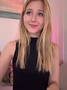 LunaRase's cam snapshot