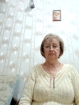 AlikaSwan5821's cam snapshot