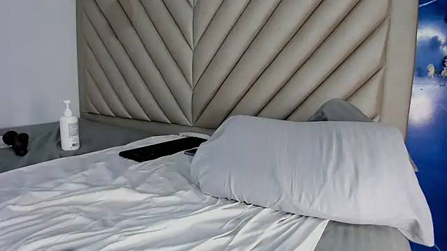 Ibbie_drastic's cam snapshot