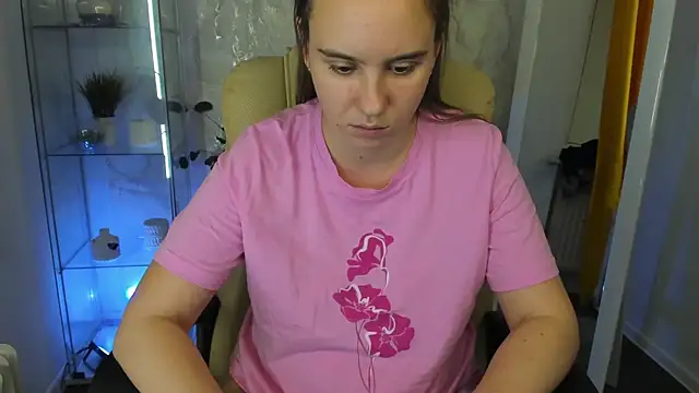 Lika_0ne's cam snapshot