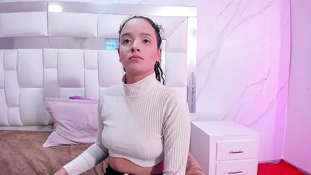 Maia_Park's cam snapshot