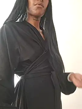 --Kenia's cam snapshot