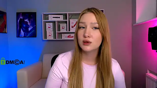 playful_sophie's cam snapshot