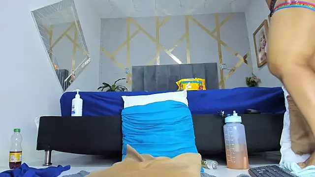 Danna_Reyees's cam snapshot