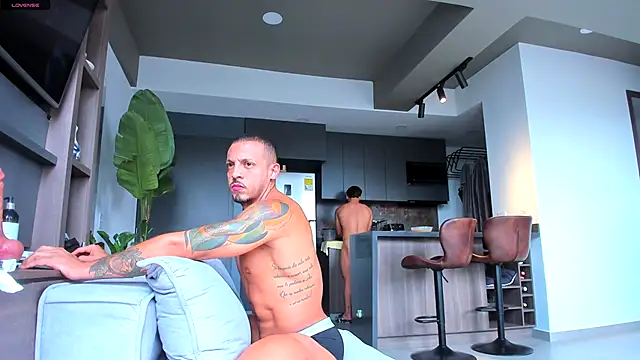 Maximo_Marcelo live sex cam