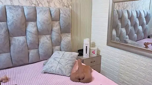 charlotte__G's cam snapshot