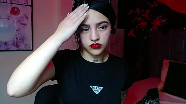 Violettasquirt's cam snapshot