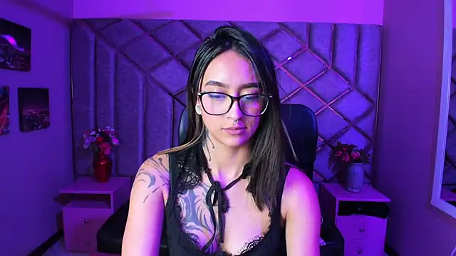 Miaa_Thopmson's cam snapshot