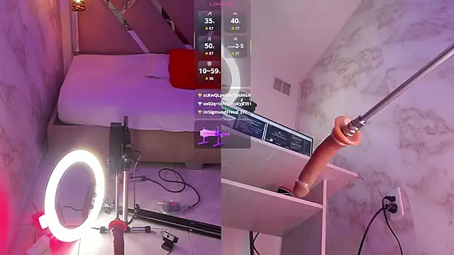 RoxyLicious_'s cam snapshot