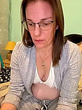 SpiceLea's cam snapshot