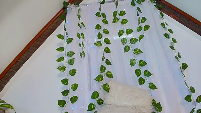 lucia_sweeet's cam snapshot