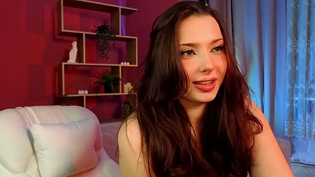 Lucy_louras's cam snapshot