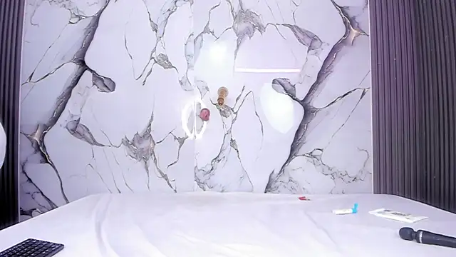 LicyStark's cam snapshot