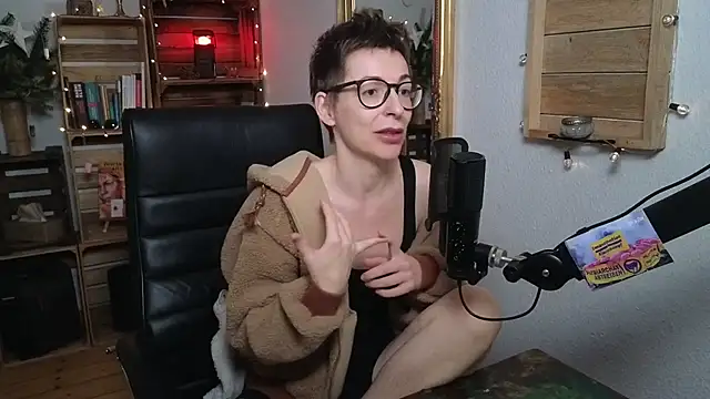 Antifistin's cam snapshot