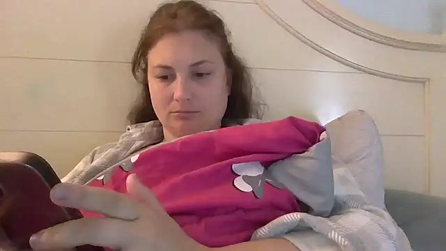 MilfyMrsRobinson live sex cam