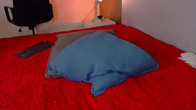 Annavic__'s cam snapshot