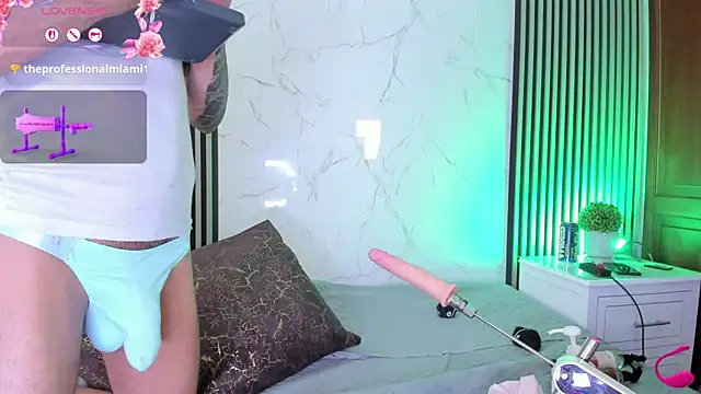 JackAndRosse_'s cam snapshot