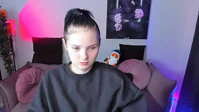 Leila_xxBaby's cam snapshot