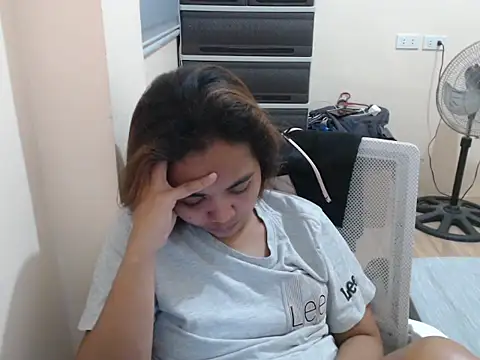 xTheLastVIRGINx's cam snapshot