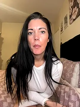 DarkestDreamxox's cam snapshot