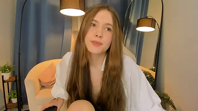 MaryannSoftt's cam snapshot