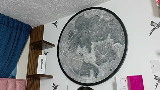 lunajhonn's cam snapshot